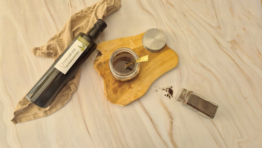 Recept van Culinea: Vegan karamel maken met maple syrup en olijfolie